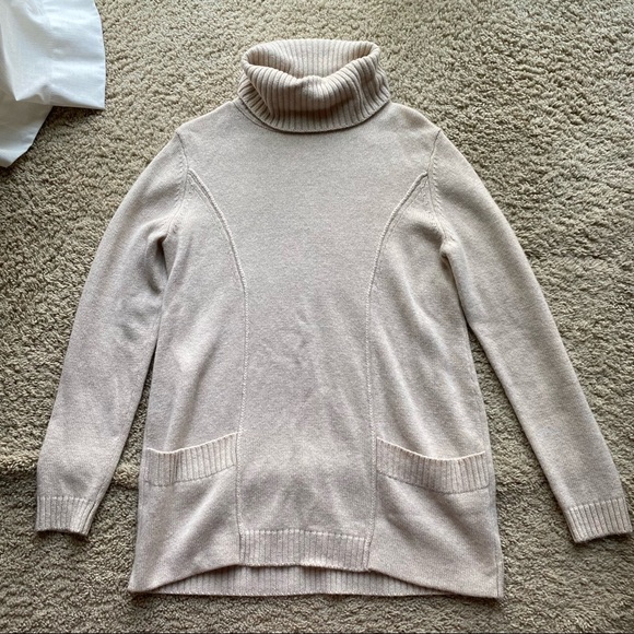 Sweater dress - Picture 1 of 4